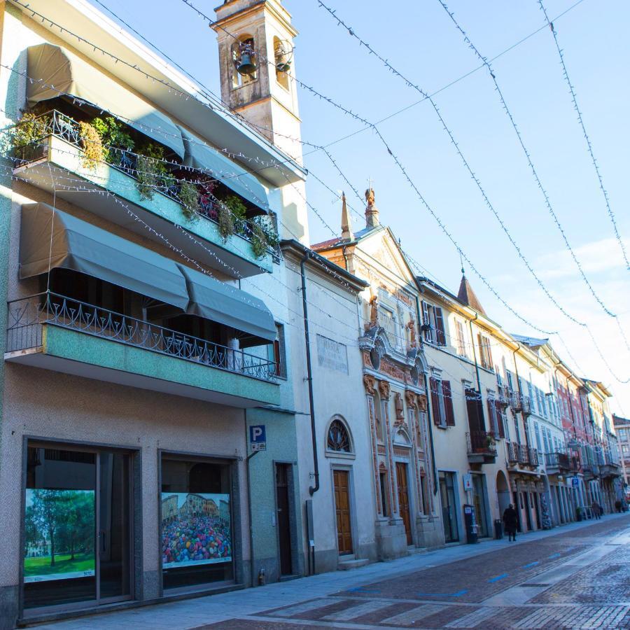 Momi Otel Borgomanero Dış mekan fotoğraf